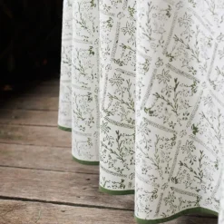 India Hicks Home Sea Ferns & Domino Hunter Green Tablecloth
